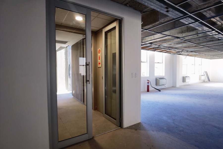 To Let commercial Property for Rent in Rondebosch Western Cape